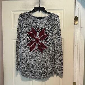 Style & Co. Marled Gray Red and Black Sweater Size Small with Snowflake Pattern